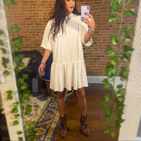 Oversized T-Shirt Dress - Picture 3 of 4